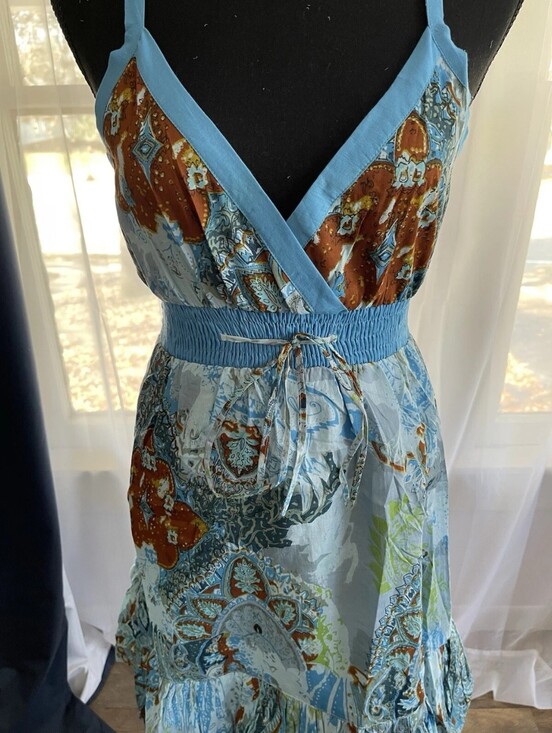 Dresses & Skirts - Light Blue Paisley Faux-Wrap Summer Dress